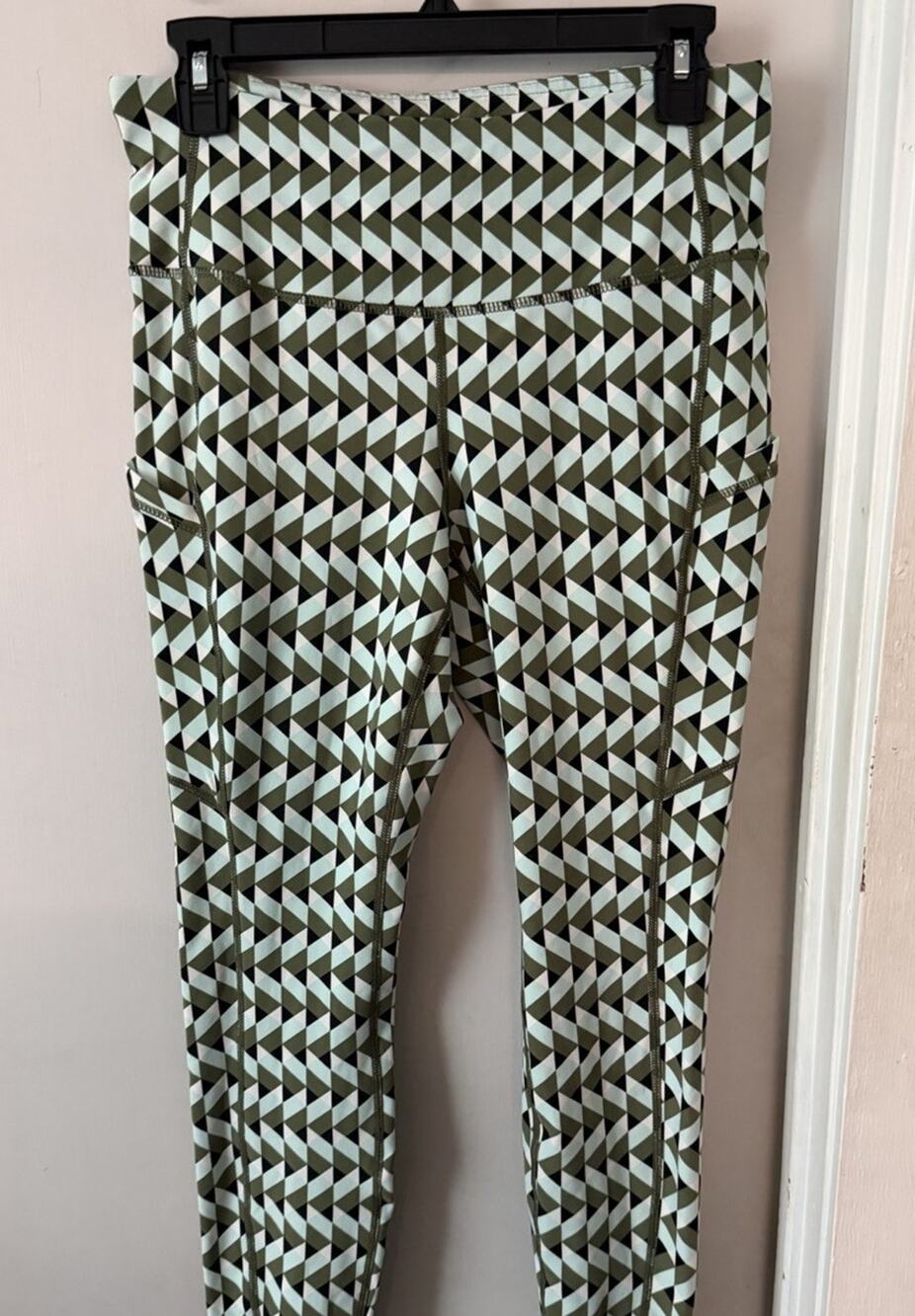 Torrid Active Sz 0 Womands Yoga/Workout Leggings Pants Geometric Multi-Color